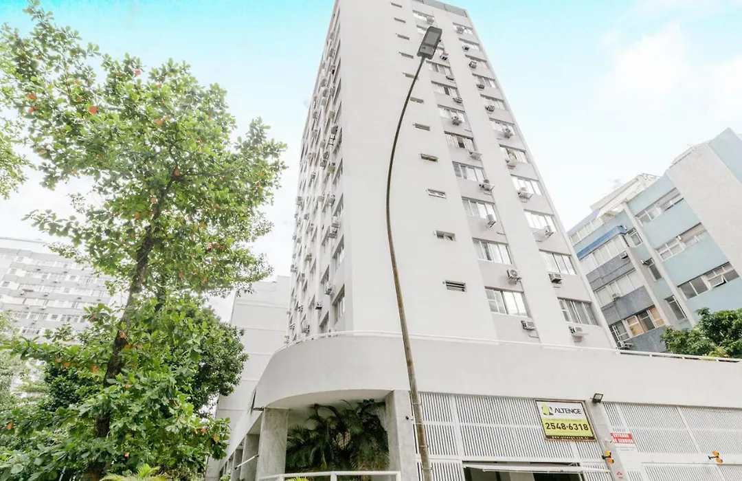 Tabas Maravilhoso apê 3 quartos Leblon LB0035-1